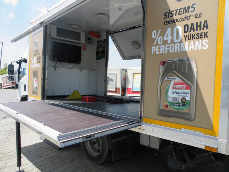 Showroom Aracı 31