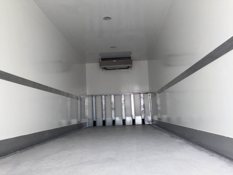 FORD CARGO 2532 +4 POLYESTER KASA 6