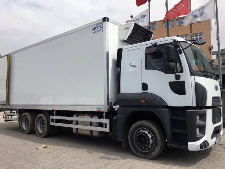 FORD CARGO 2532 +4 POLYESTER KASA 7