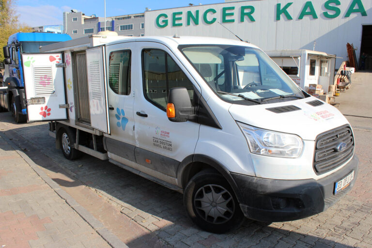 Köpek Nakil Aracı 389