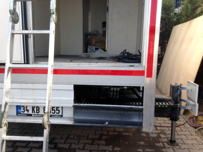 Mobil Sahne Özel Tasarım Kasalar 76