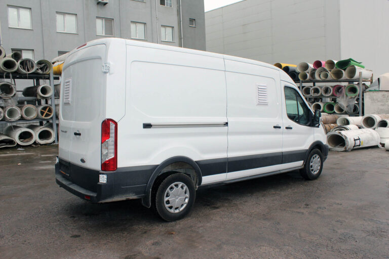 Köpek Taşıma Ford Transit 16