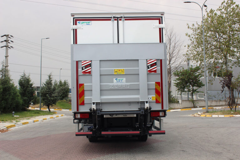 KAYAR PERDELİ BÜYÜK KASA 24